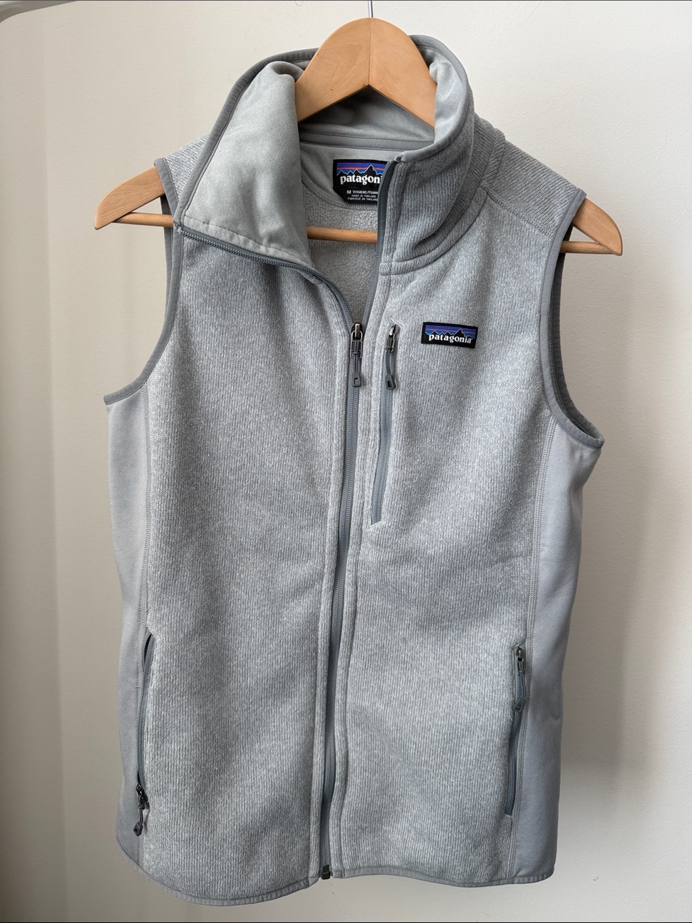 Patagonia Women's Better Sweater Fleece Vest Size M - Picture 2 of 9